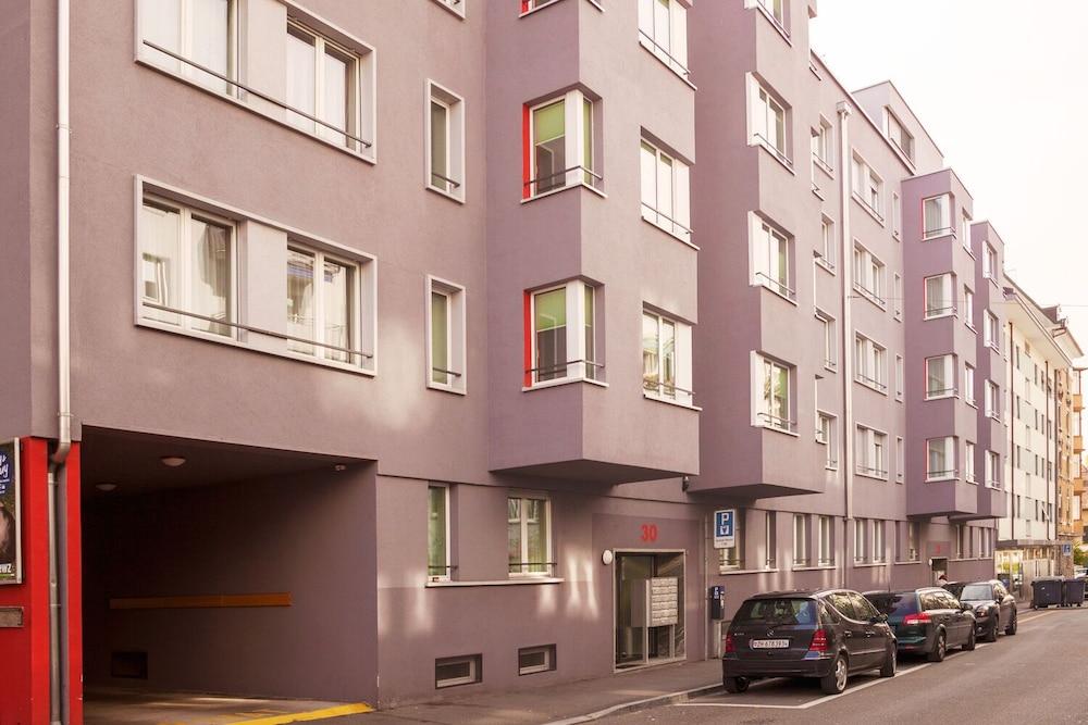Ema House Serviced Apartments Seefeld Zurique Exterior foto